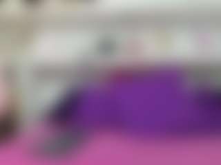 Live cam show with luciatemptation - Camel Toe on Fling VIP Chat