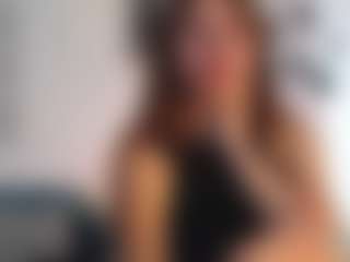Live cam show with OlimpiyaS - Dominant on Sweet Sext