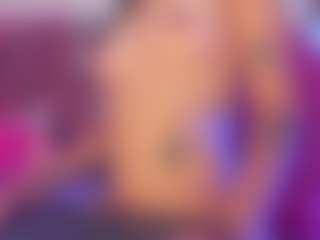Live cam show with sofiaa-cardenas - Genital Piercings on Chatstar