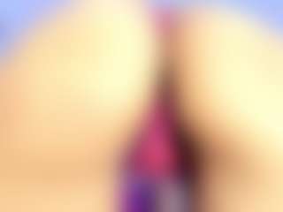 Live cam show with sofiaa-cardenas - Facial on justonemore.cc