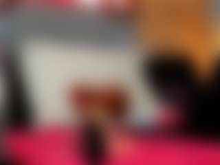 Live cam show with Emma-belley - Red Hair on madthumbs