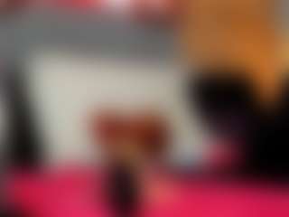 Live cam show with Emma-belley - Red Hair Lush on Camsoda