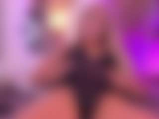 Live cam show with Hailey_sky - Anal Toys on TeamSkeetLive