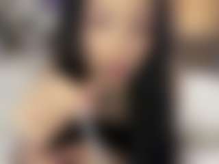 Live cam show with Amelia - Camel Toe on crypto-cams
