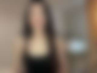 Live cam show with Amelia - Camel Toe on Camsoda