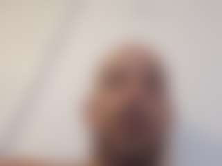 Spanishpig's Live Sex Cam Show
