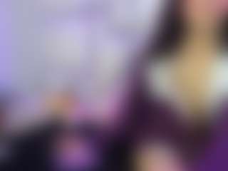 Live cam show with AntonelaBlaze - Panties on Chatstar