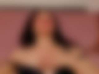 Live cam show with AntonelaBlaze - Colombia on CamwithHer
