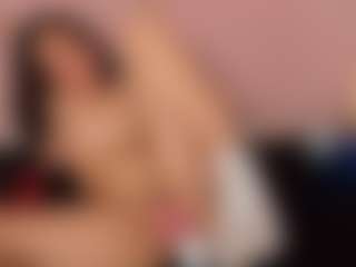 Live cam show with AntonelaBlaze - Lovense Small Tits on TottyGirls
