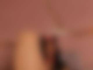 Spettacolo in cam dal vivo con AntonelaBlaze - Panties su Camsoda