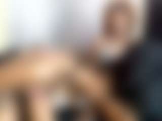 Live cam show with Kiara and Mia - Hazel Eyes on Gym Cam Girls