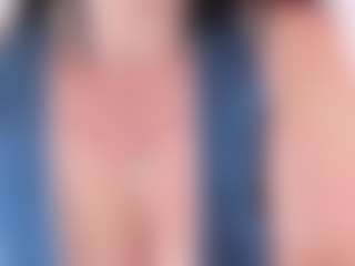 Live cam show with DannaPerea - Small Tits Mature on liverealitysex.com