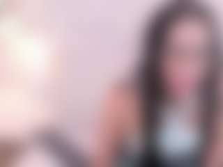 Live cam show with DannaPerea - Mature Young Adult on Mixed Magazine Live