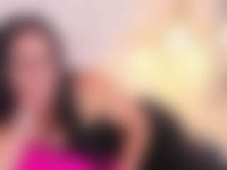 Live cam show with DannaPerea - Flashing on instabang