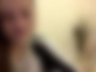 Live cam show with ElmaGrahn - Mature on CamwithHer