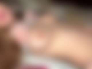 Live cam show with ErnestineLeitzel - Upskirt on Camsoda