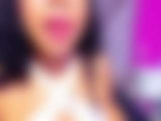 Live cam show with maybigbooty - Tittyfuck on CamClone