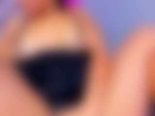 Live cam show with maybigbooty - Camel Toe on Camsoda