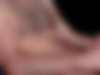 Live cam show with OldFaithful - Latino on Camsoda