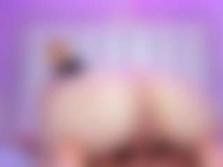PaigeThorne's Live Sex Cam Show