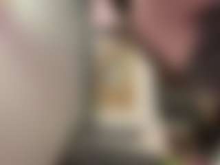 Live cam show with SaraLaw22 - Butt Plug on xxxlivecams.org