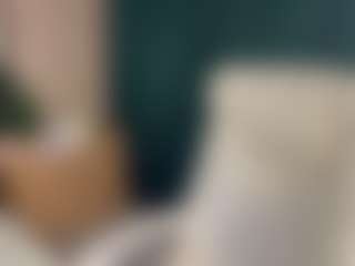 Live cam show with AnitaBlair - Average on SquirtSoMuch