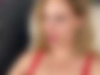 Live cam show with AnitaBlair - Blue Eyes on Camming Site
