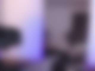 Live cam show with Ashley Monroee - Orgasm on Fling VIP Chat