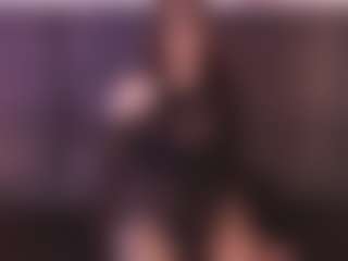 Live cam show with Ashley Monroee - Black Hair on Camsoda