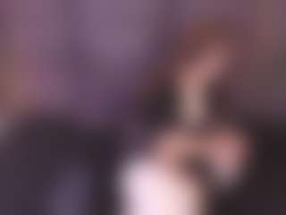 Live cam show with Ashley Monroee - Orgasm on Fling VIP Chat
