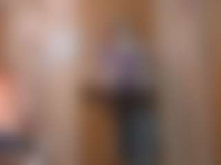 Live cam show with BlondeBootyCutie - Camel Toe on Camsoda