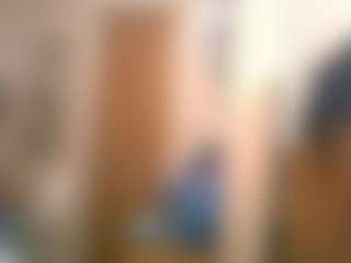 Live cam show with BlondeBootyCutie - Blue Eyes on livesuperchat.net