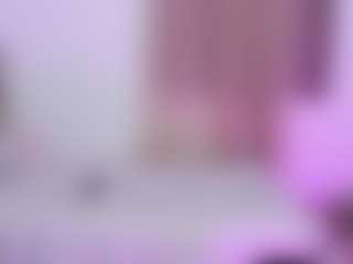 Live cam show with moan-vale - Body Massage on livesuperchat.net