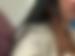 Cloe16's Live Sex Cam Show