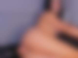 Evakingsford's Live Sex Cam Show