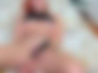 Live cam show with FieryPie - Red Hair Middle Aged on SxyPornLive