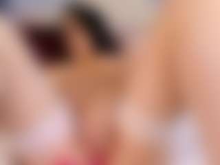 HornyyMilff's Live Sex Cam Show