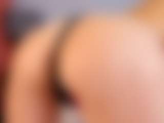 HornyyMilff's Live Sex Cam Show
