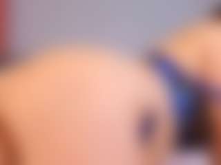 HornyyMilff's Live Sex Cam Show
