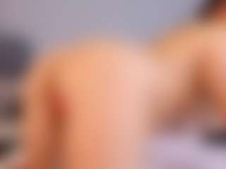 HornyyMilff's Live Sex Cam Show