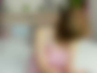 Live cam show with Lilli - Cute on Milfs Live