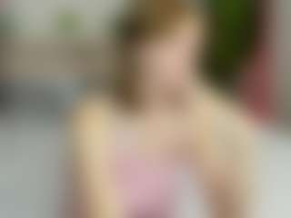 Live cam show with Lilli - Upskirt on livesuperchat.net