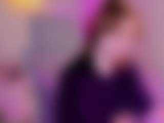Live cam show with Lilli - Ass Bouncing on CamClone