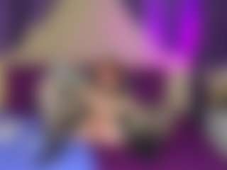 Show live cam dengan MadamMoreau - Mature di Camsoda