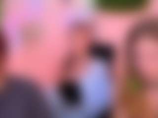 naomi-perl's Live Sex Cam Show