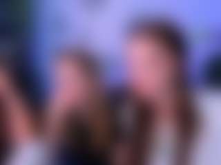 naomi-perl's Live Sex Cam Show