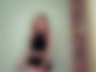Live cam show with RayeWagatsuma - Petite Young Adult on hrnylive.com