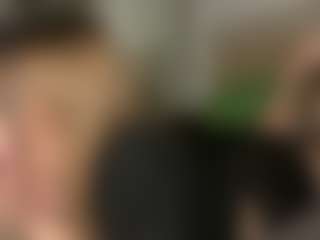 Live-Cam-Show mit RickieTablada - College Mature auf Camsoda