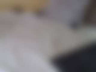Live cam show with SmallGoodNutt - Living Room on liverealitysex.com