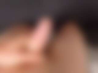 zena15's Live Sex Cam Show